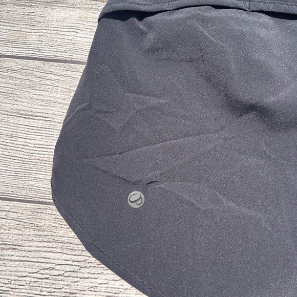 CRZ YOGA Women's Black Athletic Shorts - Picture 6 of 9